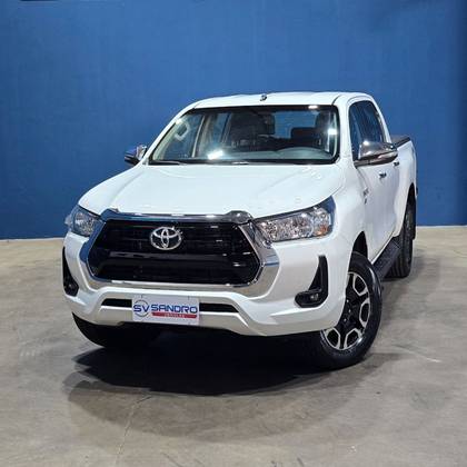 TOYOTA HILUX 2.7 VVT-i FLEX CD SRV 4X4 AUTOMÁTICO